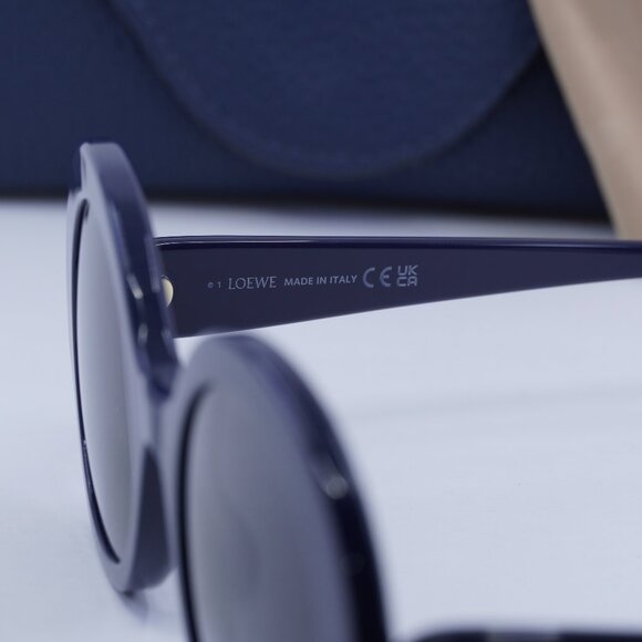 Final Price! Loewe LW40135I 90A Sunglasses - Picture 8 of 11